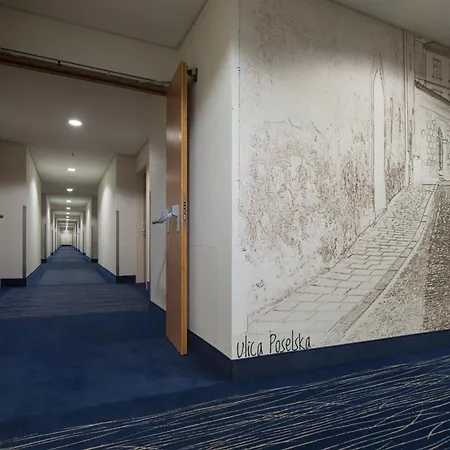 Express 4* Краков