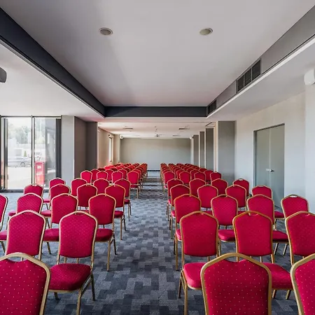 Отель Express 4*