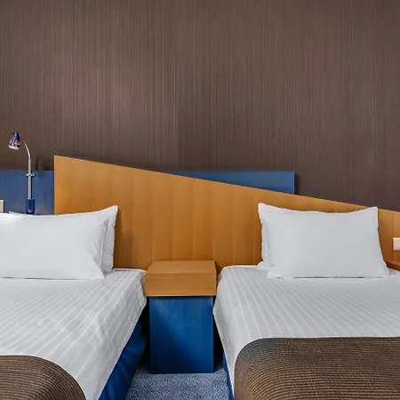 Hotel Express 4*